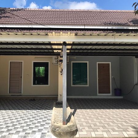 บ้านริมเนิน รีสอร์ท งาว Ngao Exterior photo